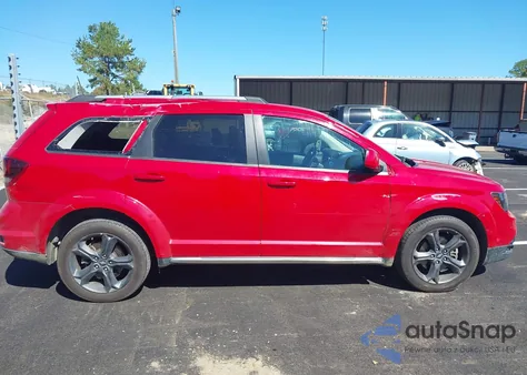 2020 Dodge Journey Crossroad from USA, damaged, VIN 3C4PDCGB8LT181643